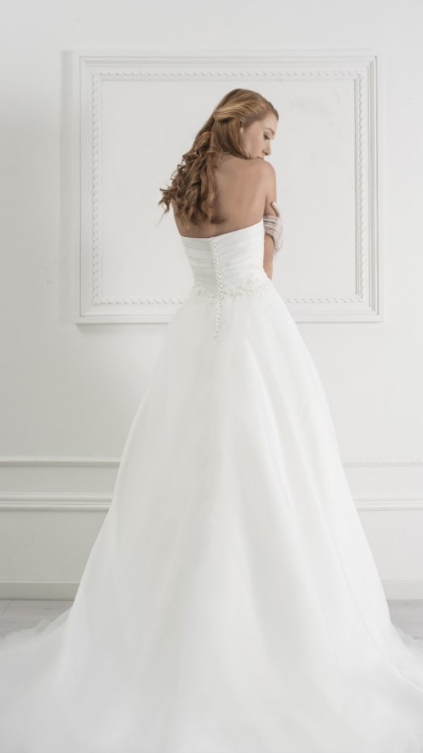 abito da sposa modello L323